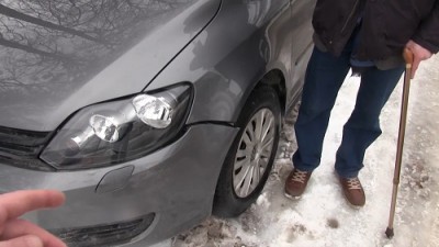 В Калининграде водитель повредил чужую машину и уехал с места ДТП