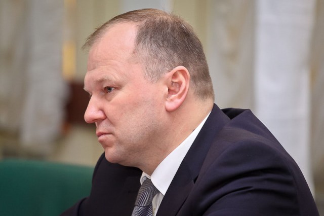 Цуканов поручил Ярошуку наказать виновных в транспортном коллапсе