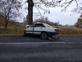 В Черняховске «Ауди» влетела в дерево: погиб водитель