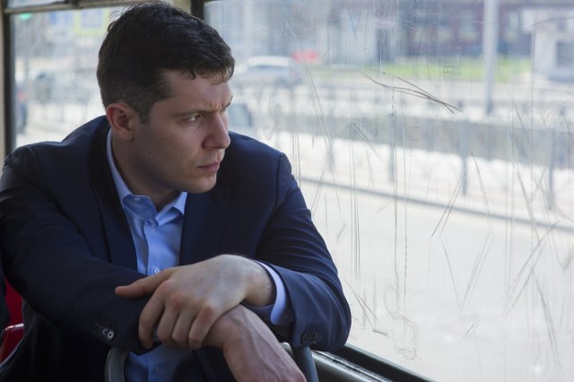 Алиханов поручил вернуться к введению пересадочного тарифа на общественном транспорте в Калининграде