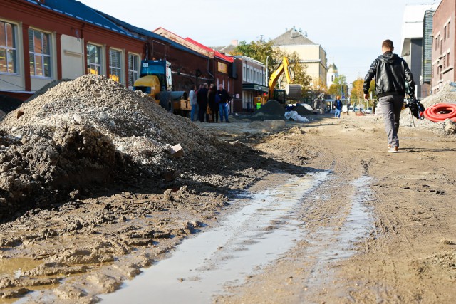 Власти пообещали завершить ремонт на улице Баранова до конца октября