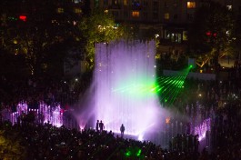 В сквере с поющим фонтаном в Калининграде устроят лазерное шоу в честь Дня России