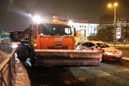 В Калининградской области 100 единиц техники чистили дороги от снега