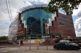 В Калининграде эвакуируют торговые центры и БСМП