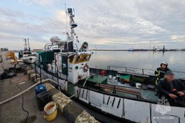 В Пионерском загорелось прогулочное судно