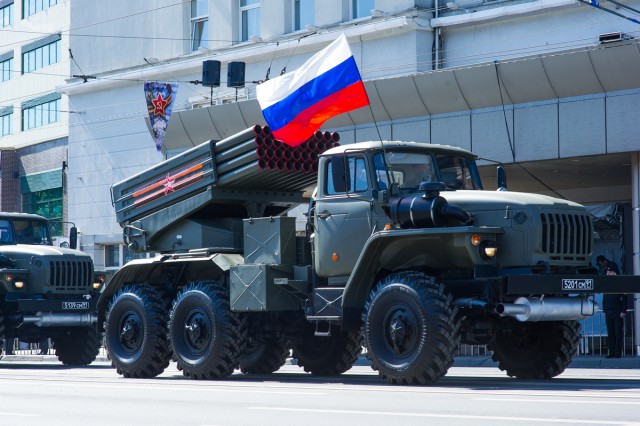 НАТО обвиняет Россию в провокациях из-за ракет в Калининграде