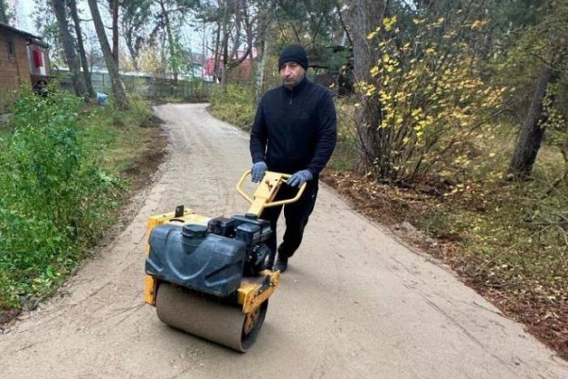  На Куршской косе заканчивают строительство велодорожки в посёлке Лесном