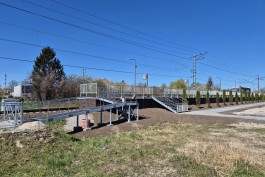 В Калининграде завершают строительство остановки на Сельме с высокой железнодорожной платформой (фото)