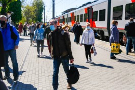 В Калининградской области решили ограничить число пассажиров в автобусах и электричках по выходным
