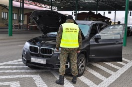 В Гжехотках задержали пропавший в России BMW X5