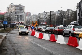 «Год в плену»: часть ул. 9 Апреля в Калининграде закрыли на реконструкцию (фото, видео)