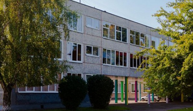 В Калининграде эвакуировали школу №9 из-за распылённого газового баллончика
