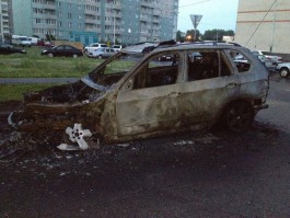 На Сельме сгорел «БМВ X5» главы Тургеневского поселения (фото)