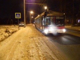В Калининграде пассажирский автобус сбил девушку на пешеходном переходе