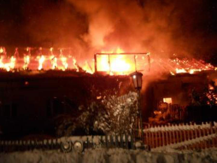 В Зеленоградском районе сгорел дом на пять семей