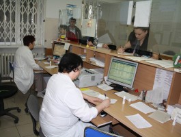 ВЦИОМ: В медицинские учреждения во время болезни не обращается треть россиян