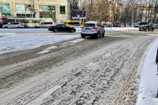 Прокуратура внесла представление из-за уборки снега в Калининграде