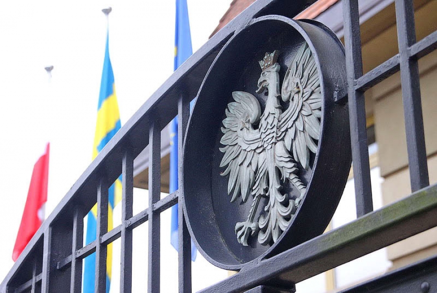Польша просит ЕС отменить визы для жителей Калининградской области
