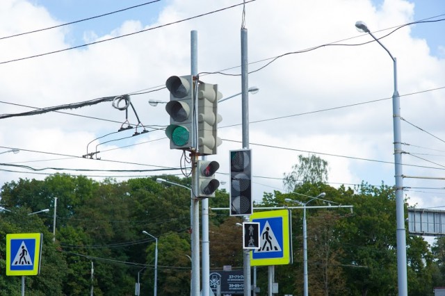 В Калининграде установили оборудование системы умных светофоров для трамвайного маршрута