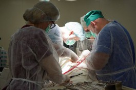 В калининградском онкоцентре провели сложную операцию по удалению опухоли в почке