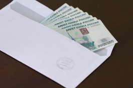 Правительство области получило 113 жалоб на зарплаты в конвертах