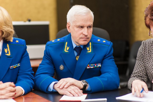 Прокурор Калининградской области заработал в 2017 году 3,2 млн рублей