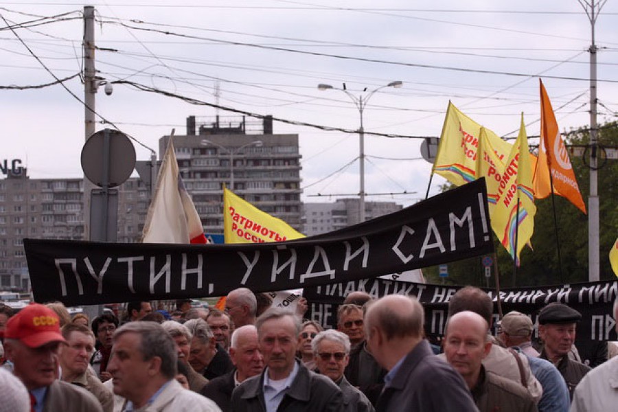 Путин подписал скандальный закон о митингах