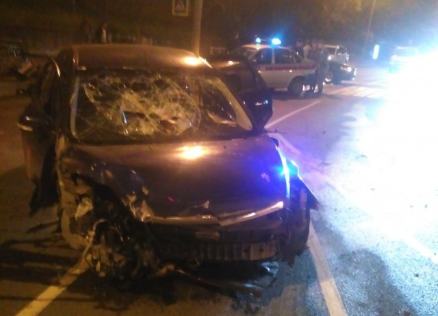 «Оторвало колёса»: на проспекте Калинина в Калининграде произошла серьёзная авария