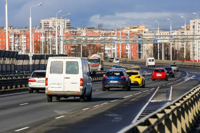Мэрия: За пять лет число машин в Калининграде выросло почти на 70%