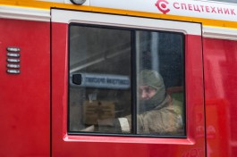 В Калининграде пожарные тушили заброшенное бомбоубежище