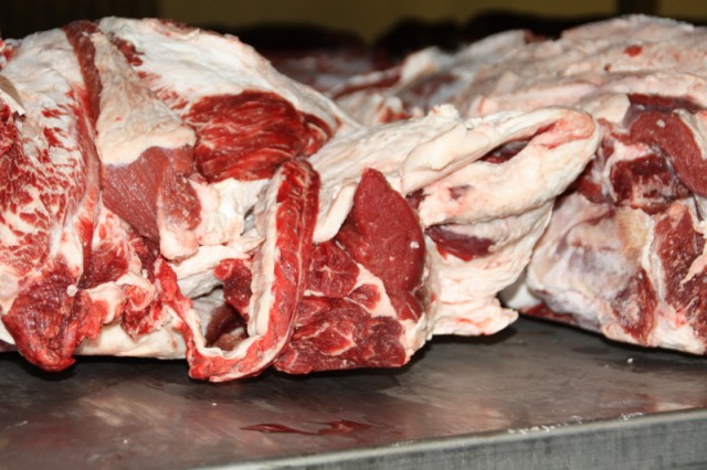 Калининградский Россельхознадзор сжёг 80 кг мясной продукции из Польши и Украины
