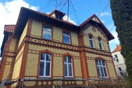 В Калининграде завершают ремонт фасада виллы Либек (фото)