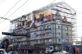 На Ленинском проспекте показали второй дом с «историческим» ремонтом (фото)