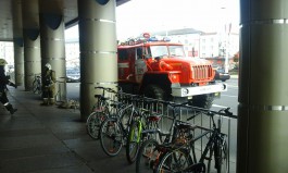 Два пожарных расчёта выезжали на вызов в мэрию Калининграда (фото)