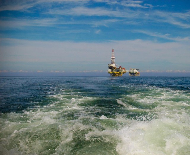 «Лукойл» намерен выделить 140 млрд рублей на освоение нефтяных месторождений в регионе