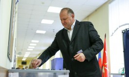 Николай Цуканов проголосовал в Санкт-Петербурге