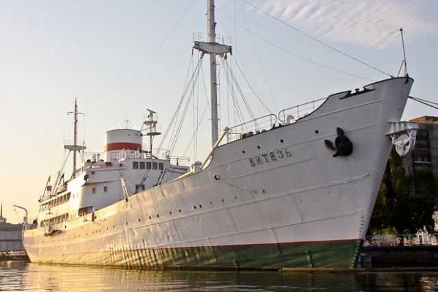 В Музее Мирового океана Калининграда открыли для туристов судно «Витязь»