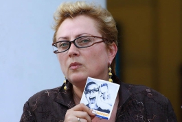 Семья экс-министра образования области Наталии Шерри просит признать себя обманутыми дольщиками