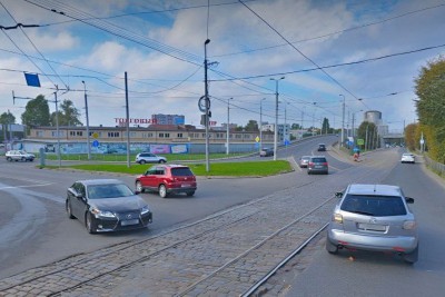 На перекрёстке возле Фридландских ворот в Калининграде до конца недели уберут брусчатку