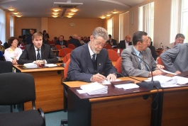 Депутаты в первом чтении приняли законопроект об областном бюджете 