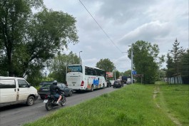 На улице Суворова в Калининграде образовалась огромная пробка