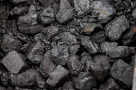 В Польше закрывают 12 угольных шахт из-за вспышки коронавируса