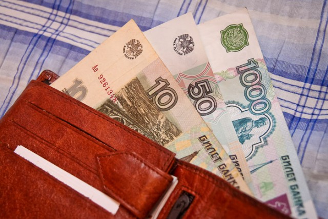 Власти: В 2016 году средняя зарплата калининградцев составила 34 тысячи рублей