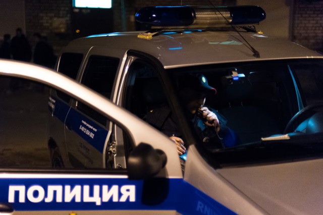 В Калининграде бойцы спецназа штурмом взяли наркопритон (видео)