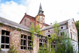 Корпорация развития продаёт бывшую психбольницу Алленберг в Знаменске за 22,5 млн рублей