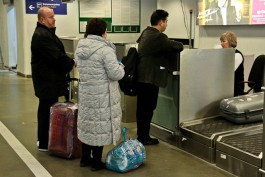 Авиапассажирам в России разрешат не платить за багаж и питание на борту