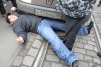 Митинг против повышения автоналога: калининградцы перекрыли Ленинский проспект и легли под колёса машин (фото, видео)
