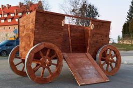 Для замка Прейсиш-Эйлау в Багратионовске изготовили боевую повозку по средневековым эскизам (фото)