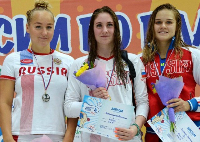 Анна Егорова и другие медалисты на 800 метров вольным стилем
