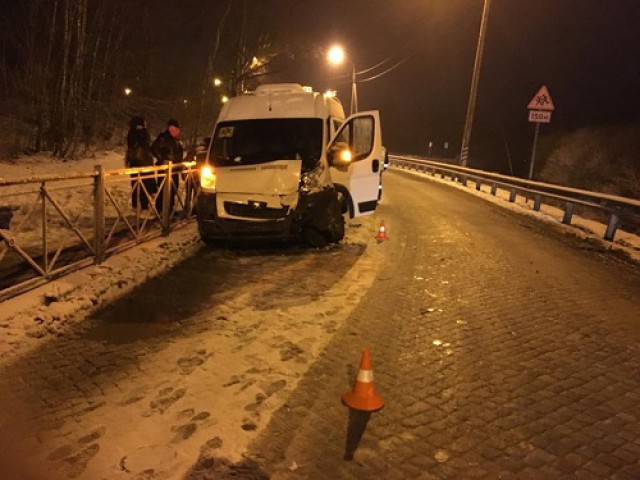 Под Черняховском автобус с детьми попал в ДТП